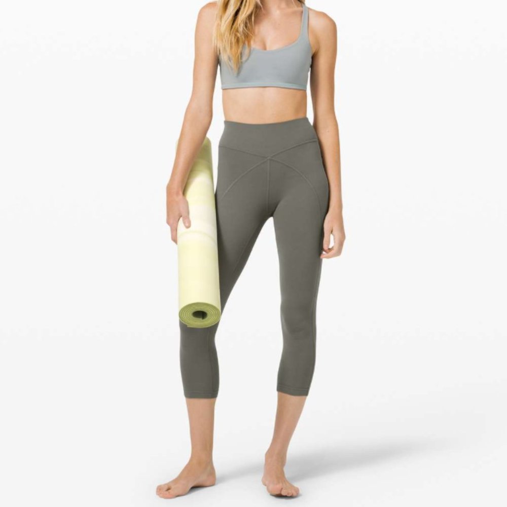 Lululemon Get Centred High Rise Crop 21" (Size 4) - Grey Sage